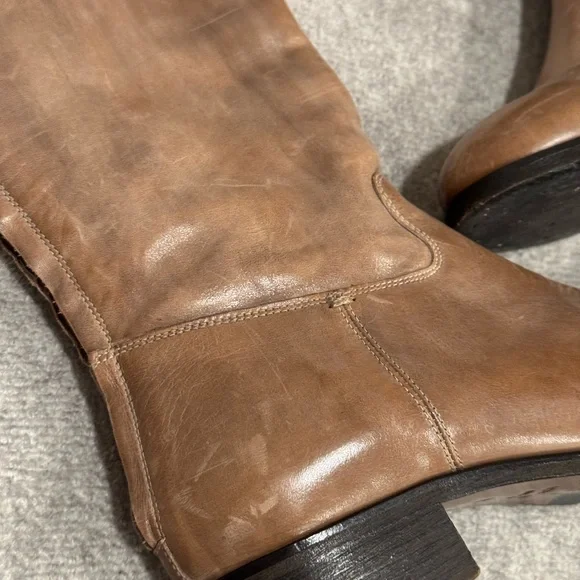 Saks Fifth Avenue 10022 Shoe Tan Leather Riding Boots
Size 36.5 - Picture 8 of 9